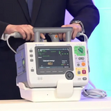 MEDIANA D100 Defibrillator/Monitor